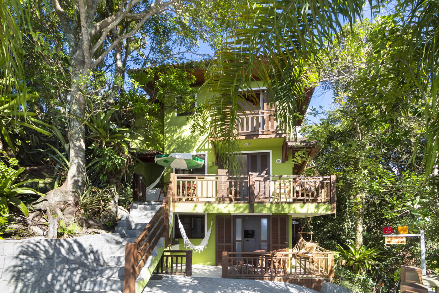 Bungalow 3 Quartos - Dubai Bungalows Bombinhas Ltda